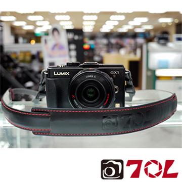 70L SL1601真皮彩色相機背帶-尊爵黑紅